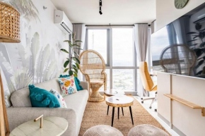 Tree of Life Penthouse 3BR w Gym Pool Sauna More